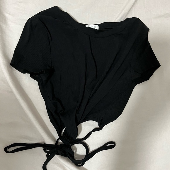 Garage Short Sleeve Cutout Stormi Tee - Picture 3 of 4